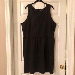 black dress (LBD) from Gap.
